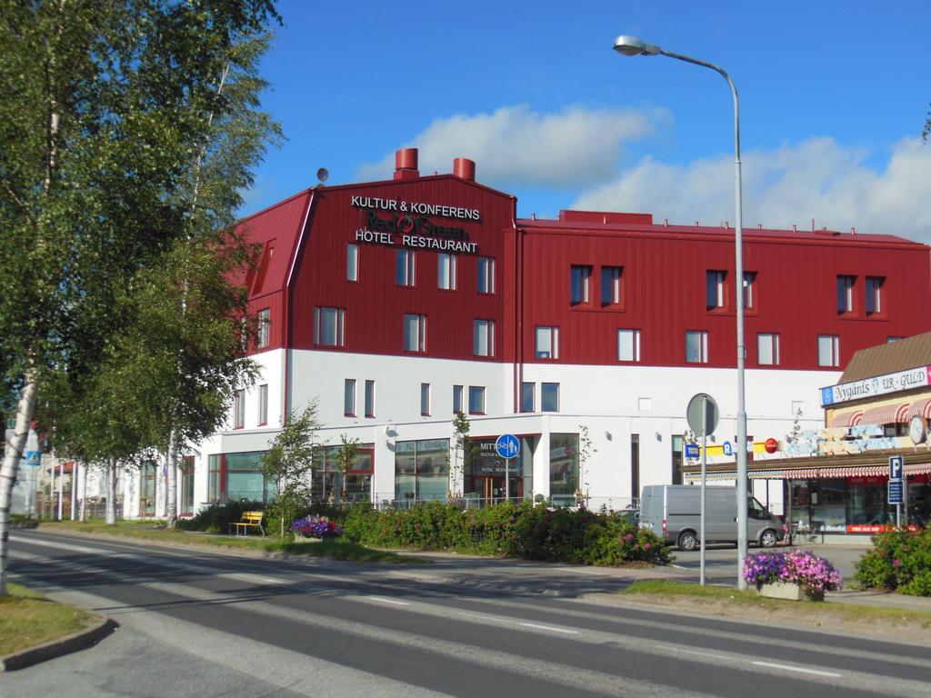 Hotel Red & Green Narpio Bagian luar foto